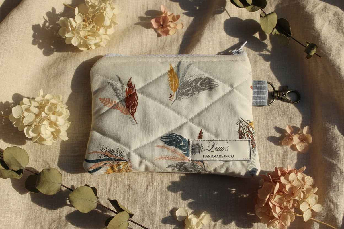 Handmade Quilted Keychain Wallet - Prairie Feather Design