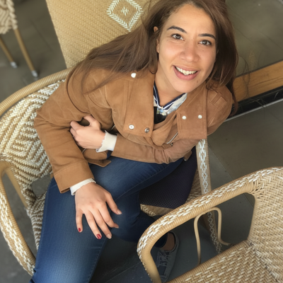 Sami – Cropped Solo Portrait